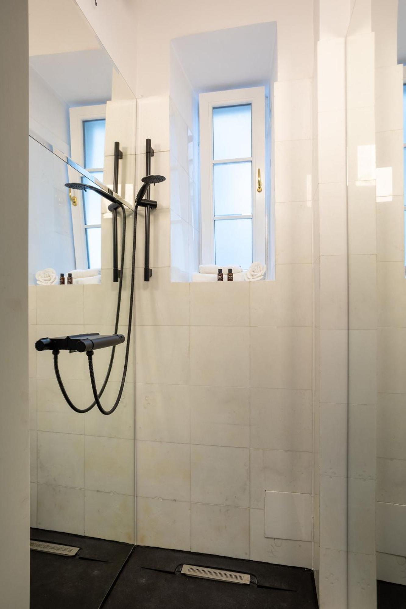 Ljubljana Palace Suites Apartment